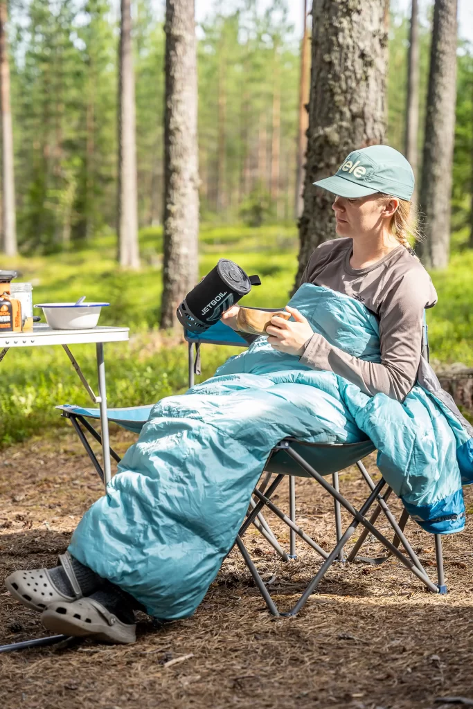 Retkipeitto lämmikkeenä sylissä